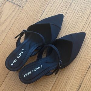 Anne Klein Black Slingback Heels